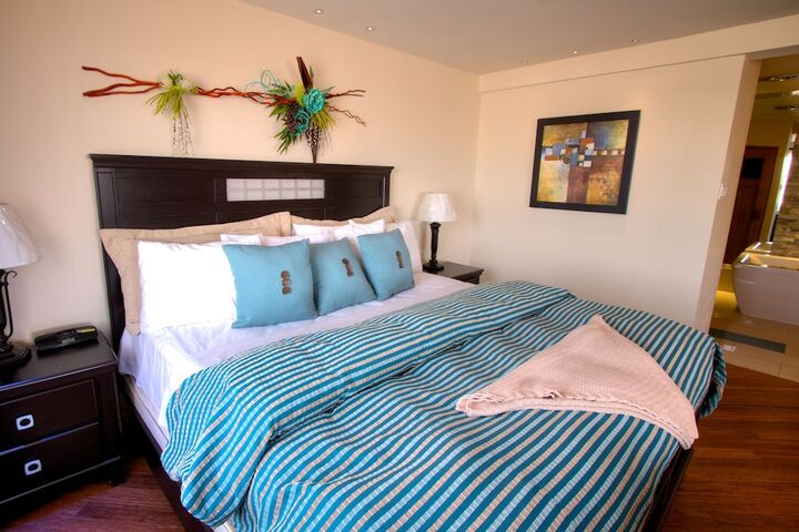 Room 46 of 84