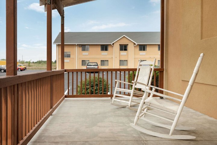 Terrace/Patio 16 of 16