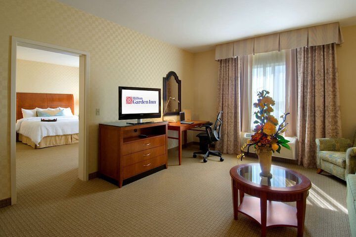 Room 27 of 41
