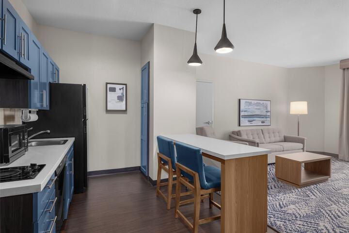Candlewood Suites Alexandria by IHG