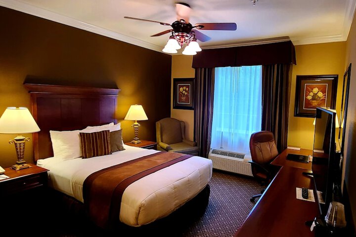Room 30 of 51