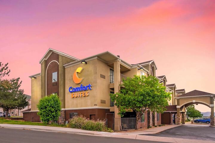 Comfort Suites Castle Rock - Denver South