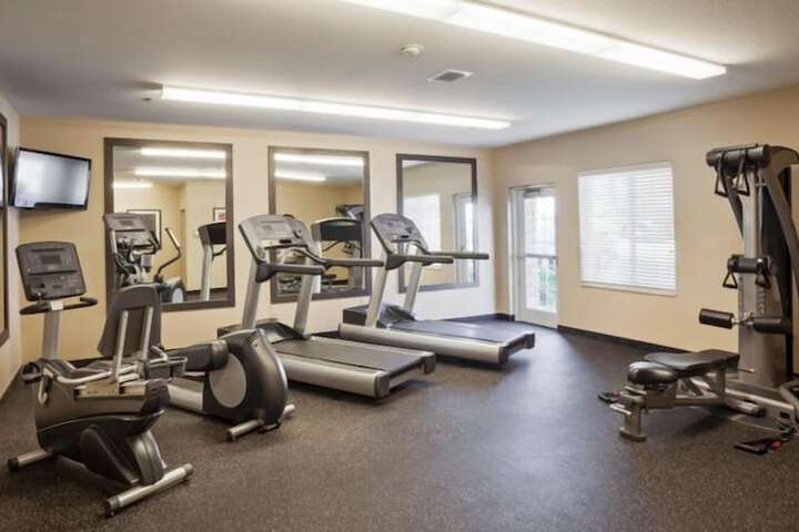 Candlewood Suites Cut Off by IHG