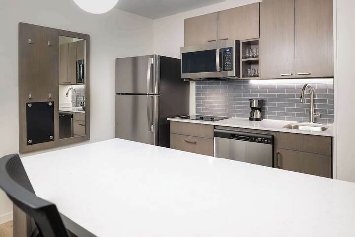 Hyatt House Auburn Hills / Detroit