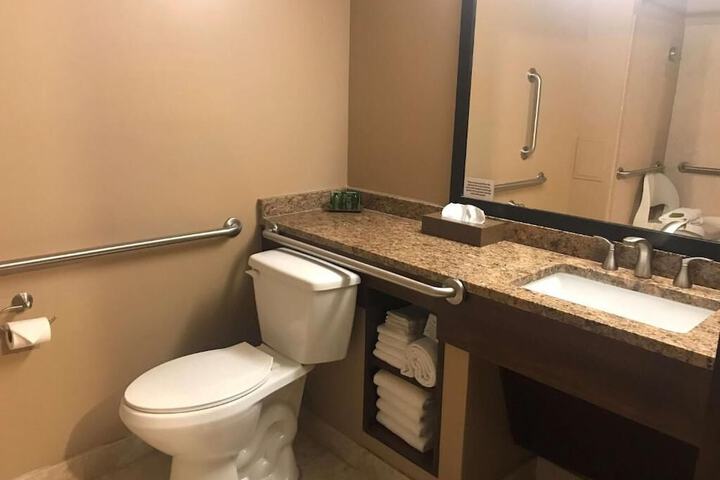 Room 20 of 45