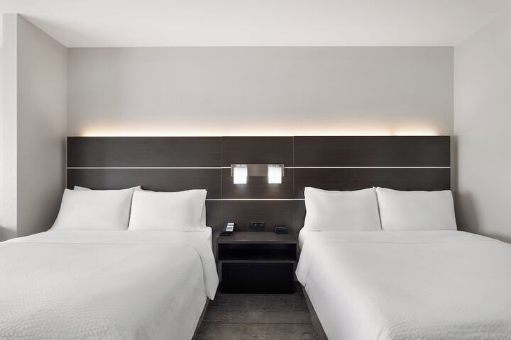 Holiday Inn Express and Suites West Memphis by IHG