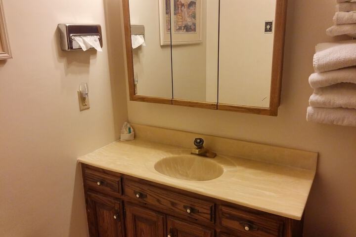 Room 82 of 104