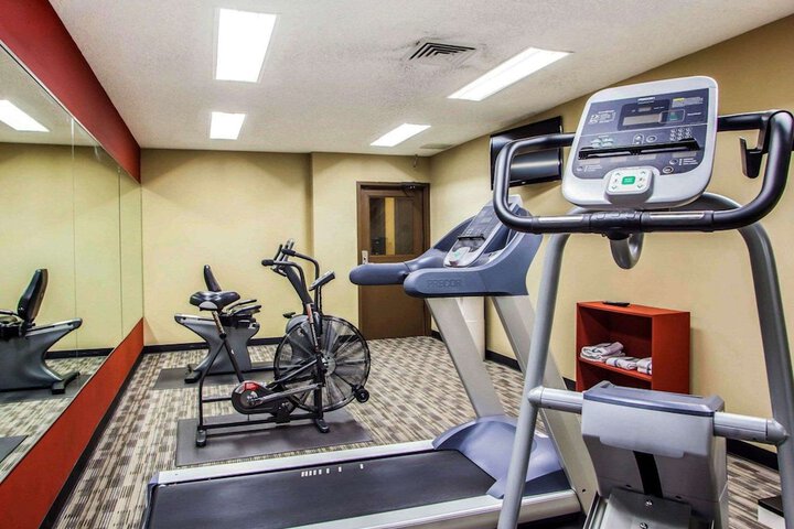 Quality Inn & Suites Peoria North