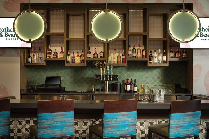 Home2 Suites by Hilton Orlando at Flamingo Crossings