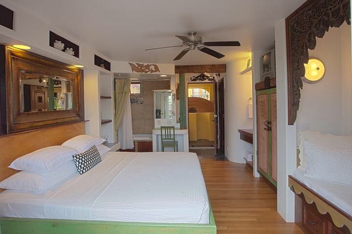 Secret Garden Inn