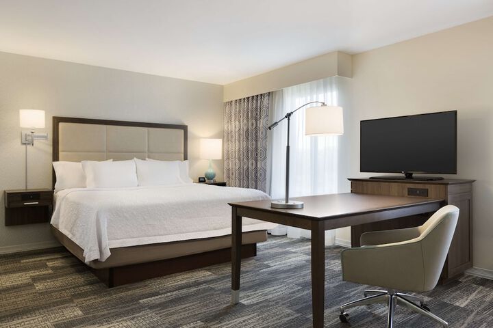 Hampton Inn & Suites Niles / Warren