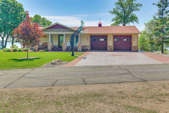 Lakeside Alexandria Retreat w / Deck + Boat Dock!