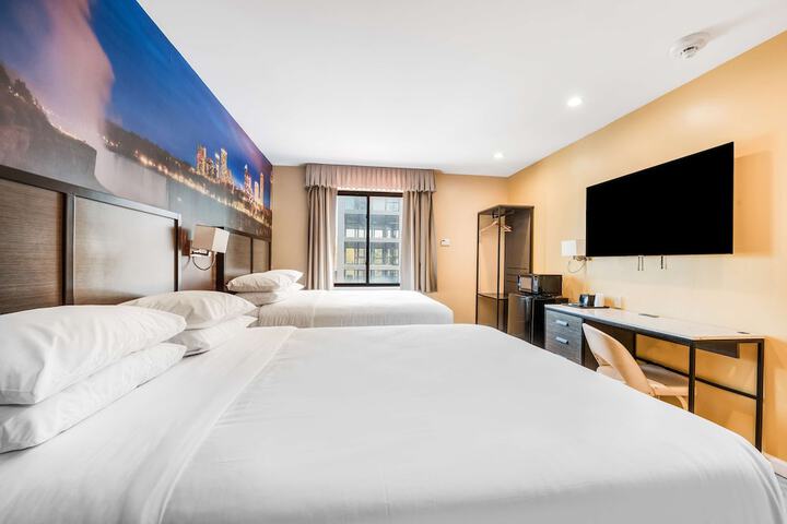 Room 15 of 19