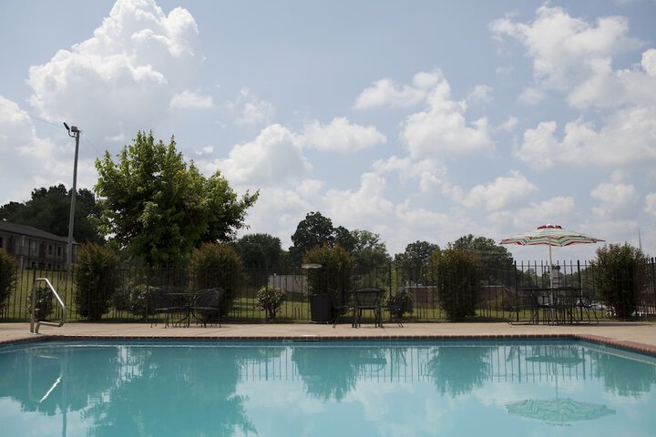 Pool 8 of 39