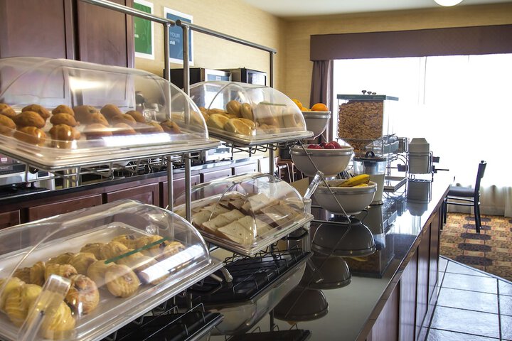 Breakfast/Coffee Service 48 of 57