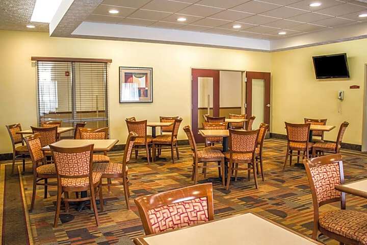 Comfort Inn & Suites Kent - University Area