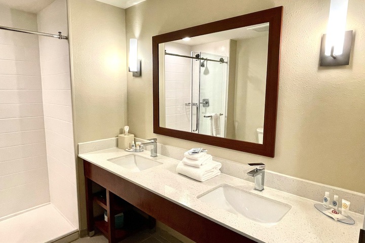 Comfort Inn & Suites Harrisonburg