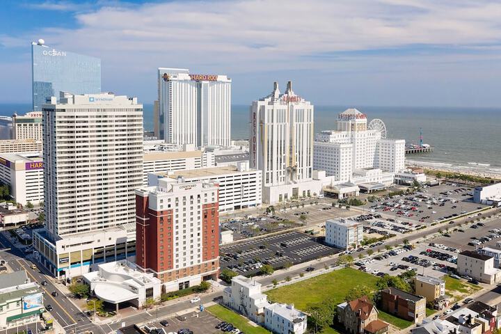 Courtyard by Marriott Atlantic City Beach Block