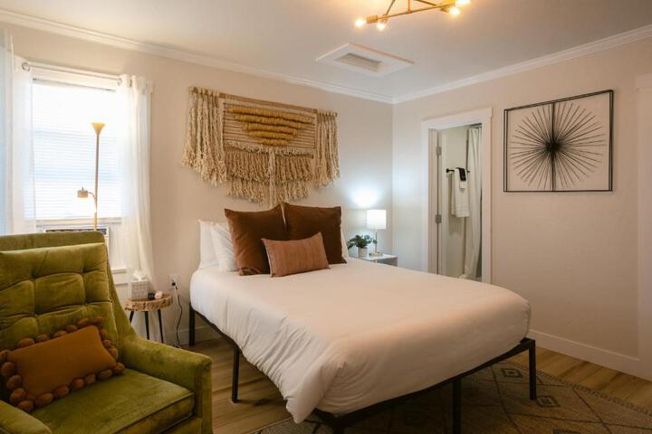 Waterfront River Apartments