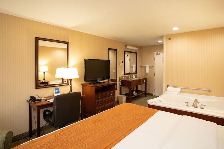 Room 16 of 42