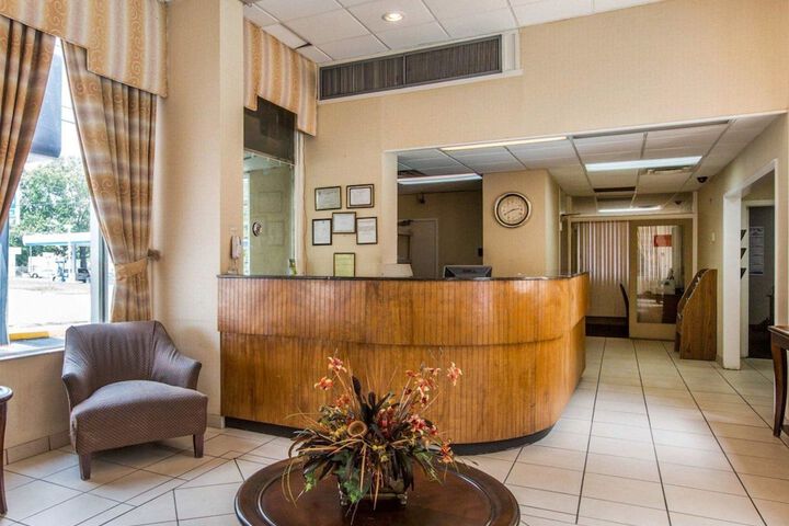Hotel Interior 11 of 30