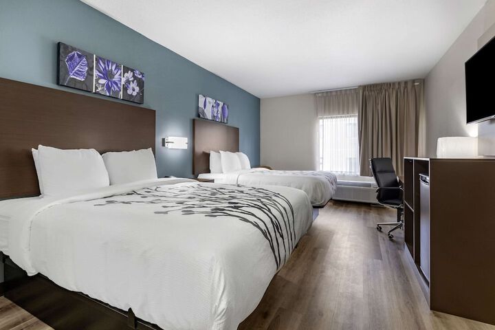 Room 12 of 35
