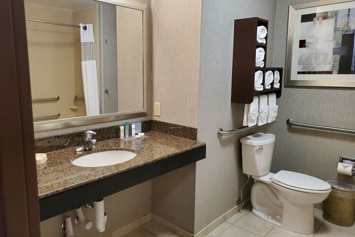 Room 21 of 29