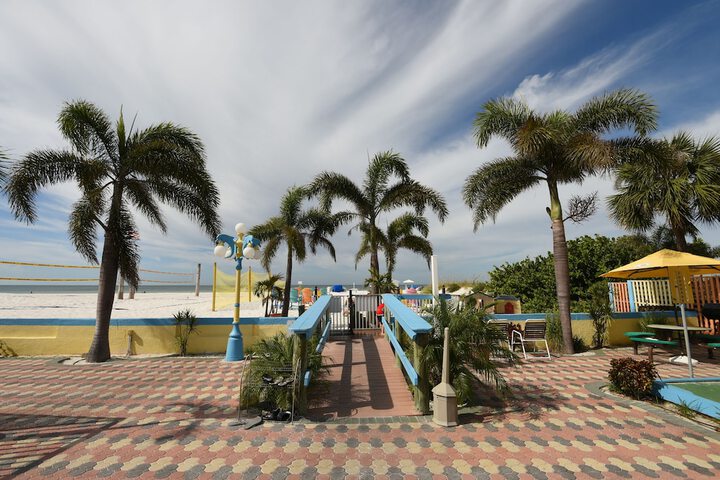 Plaza Beach Hotel Beachfront Resort