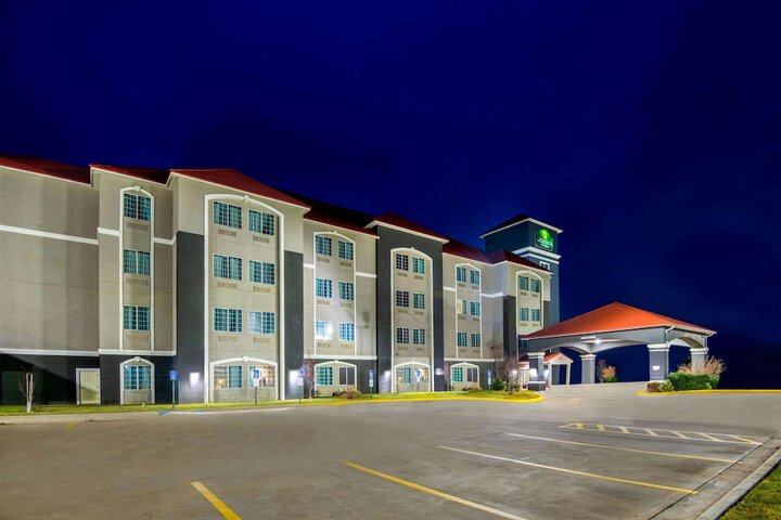 Hotel 3 of 49