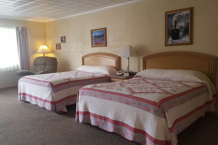 Room 50 of 62