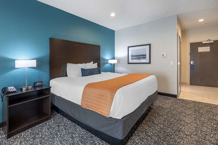 Room 20 of 35