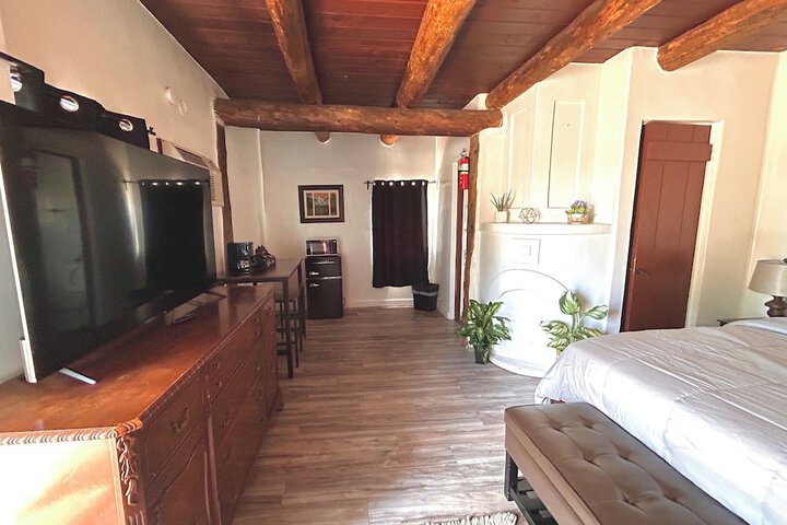 Room 20 of 66
