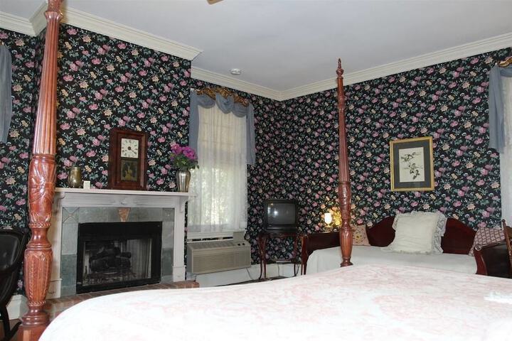 Room 62 of 109