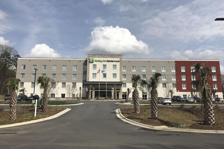 Hotel 7 of 55