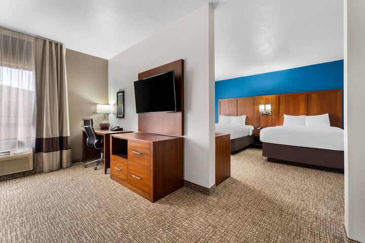 Comfort Inn & Suites Augusta West Near Fort Gordon