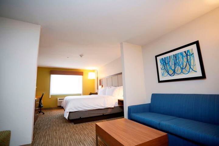 Holiday Inn Express Carlsbad by IHG