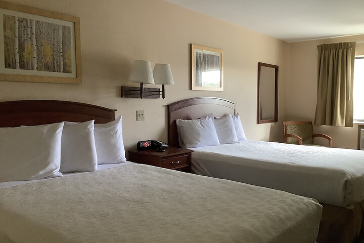 Luxury Inn & Suites