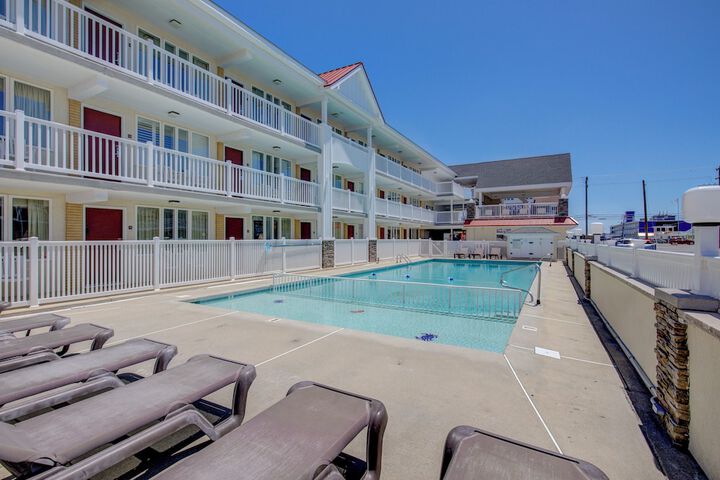 Desert Sand Resort