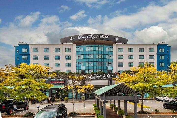 Grand Park Hotel Vancouver Airport an Ascend Collection Hotel