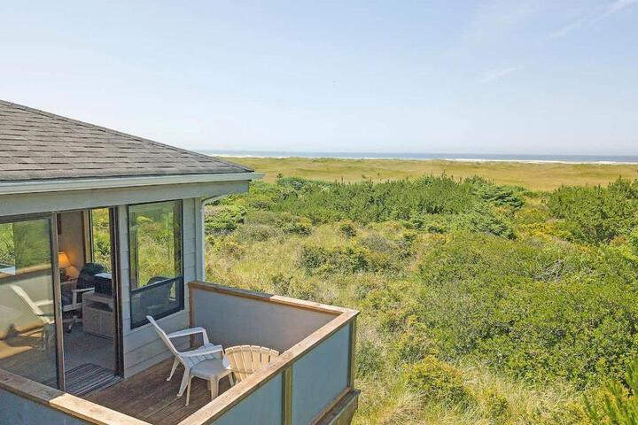 Haven Hideaway - Ocean Views from Every Room