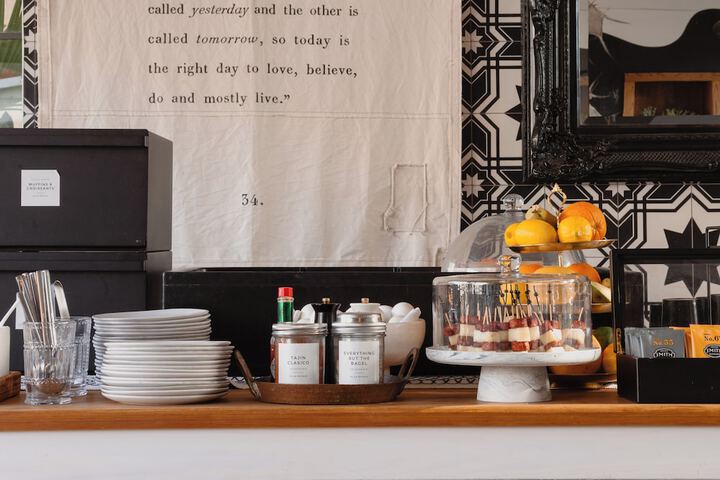 Breakfast/Coffee Service 76 of 101