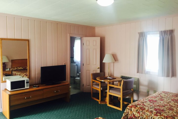 Room 18 of 29