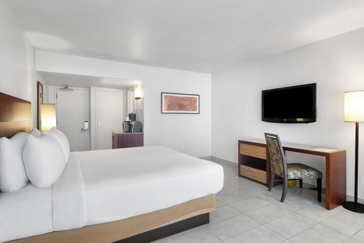 Room 57 of 80