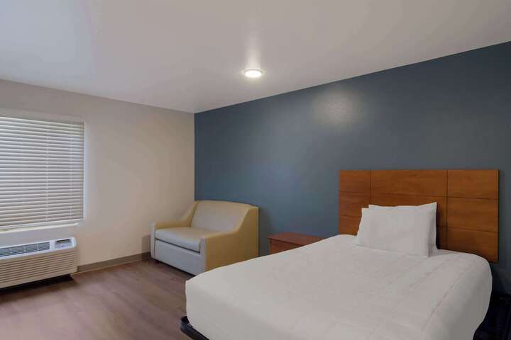 Room 16 of 30