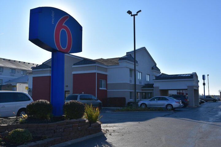 Motel 6 Anderson IN - Indianapolis