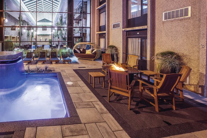 Hotel Exterior 46 of 47