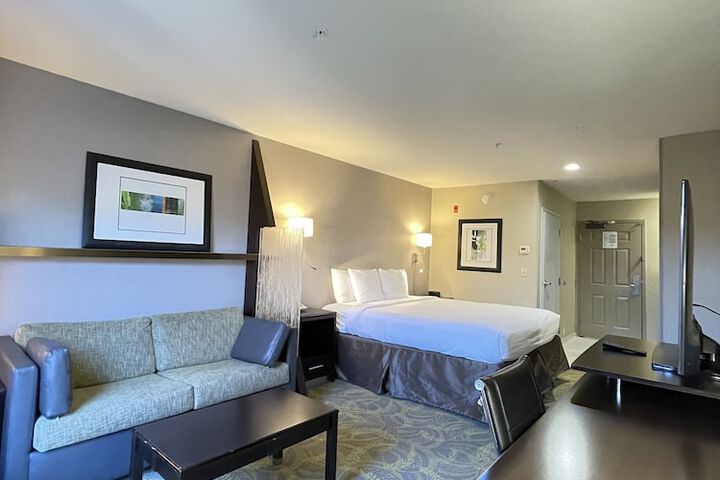 Country Inn & Suites by Radisson San Carlos, CA
