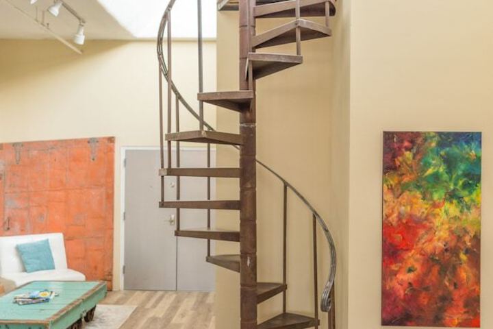 Penthouse Loft in The Heart of Downtown