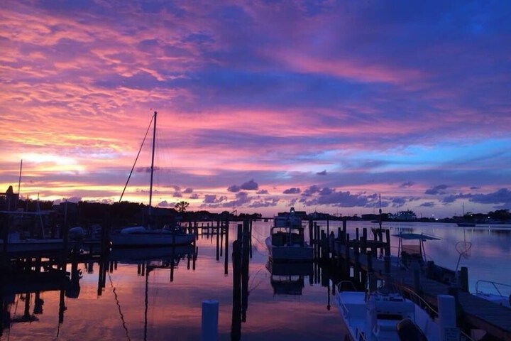 Ocracoke Harbor Inn