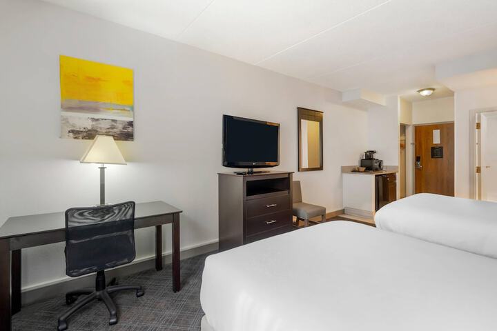 Comfort Inn & Suites Mundelein-Vernon Hills
